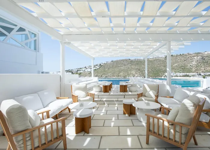 מלון Nissaki Boutique 5*