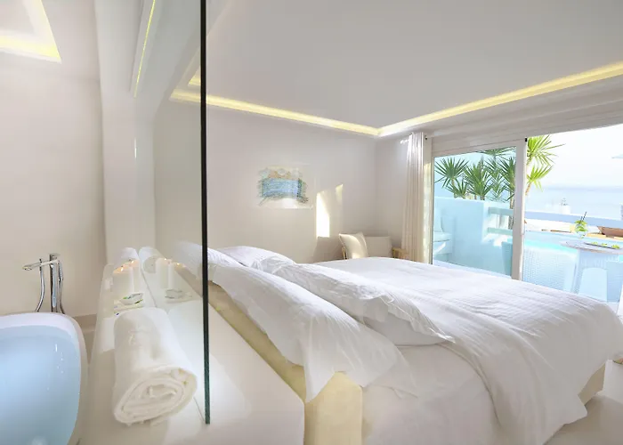 Nissaki Boutique 5* Platis Yialos